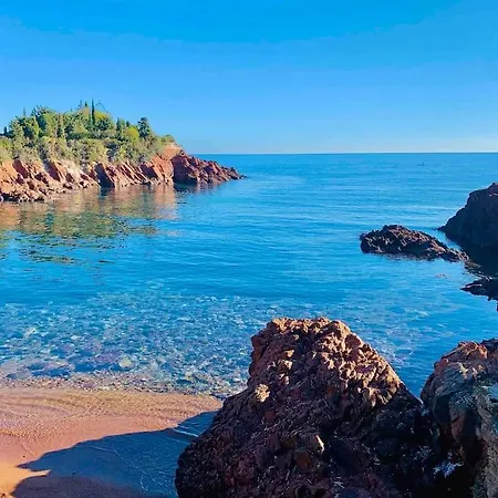 Superbe 6 Couchages - 200m De La - Terrasse - Climatisation 아파트