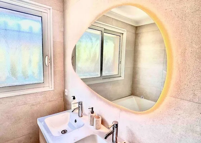 Superbe 6 Couchages - 200m De La - Terrasse - Climatisation Appartement *