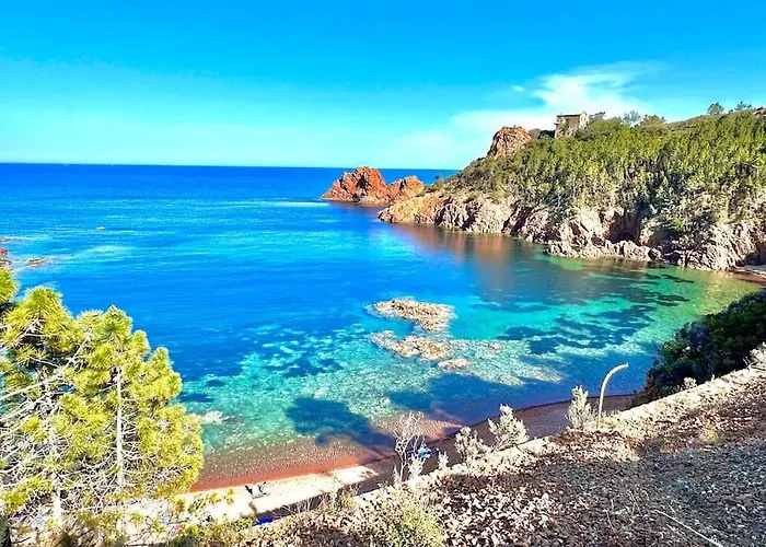 Superbe 6 Couchages - 200m De La - Terrasse - Climatisation Saint-Raphaël