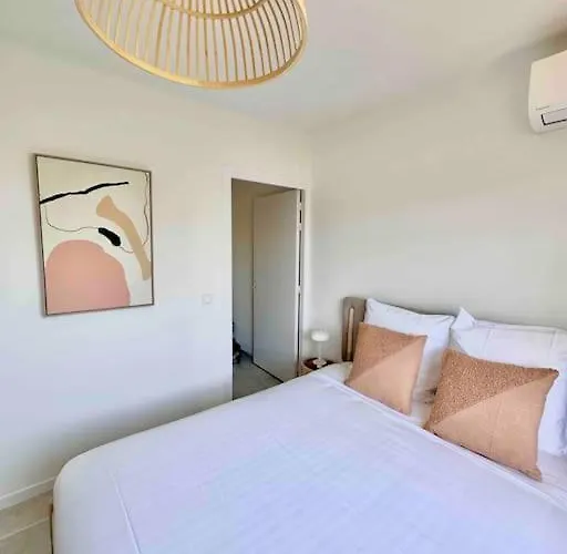 Appartement Superbe 6 Couchages - 200m De La - Terrasse - Climatisation